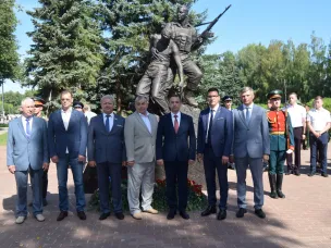 В Городце открыли памятник Герою России Анатолию Крупинову 