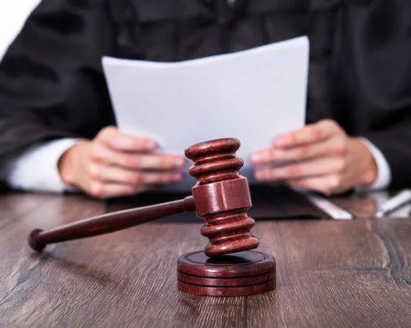 Осужден  пьяный водитель Рено.